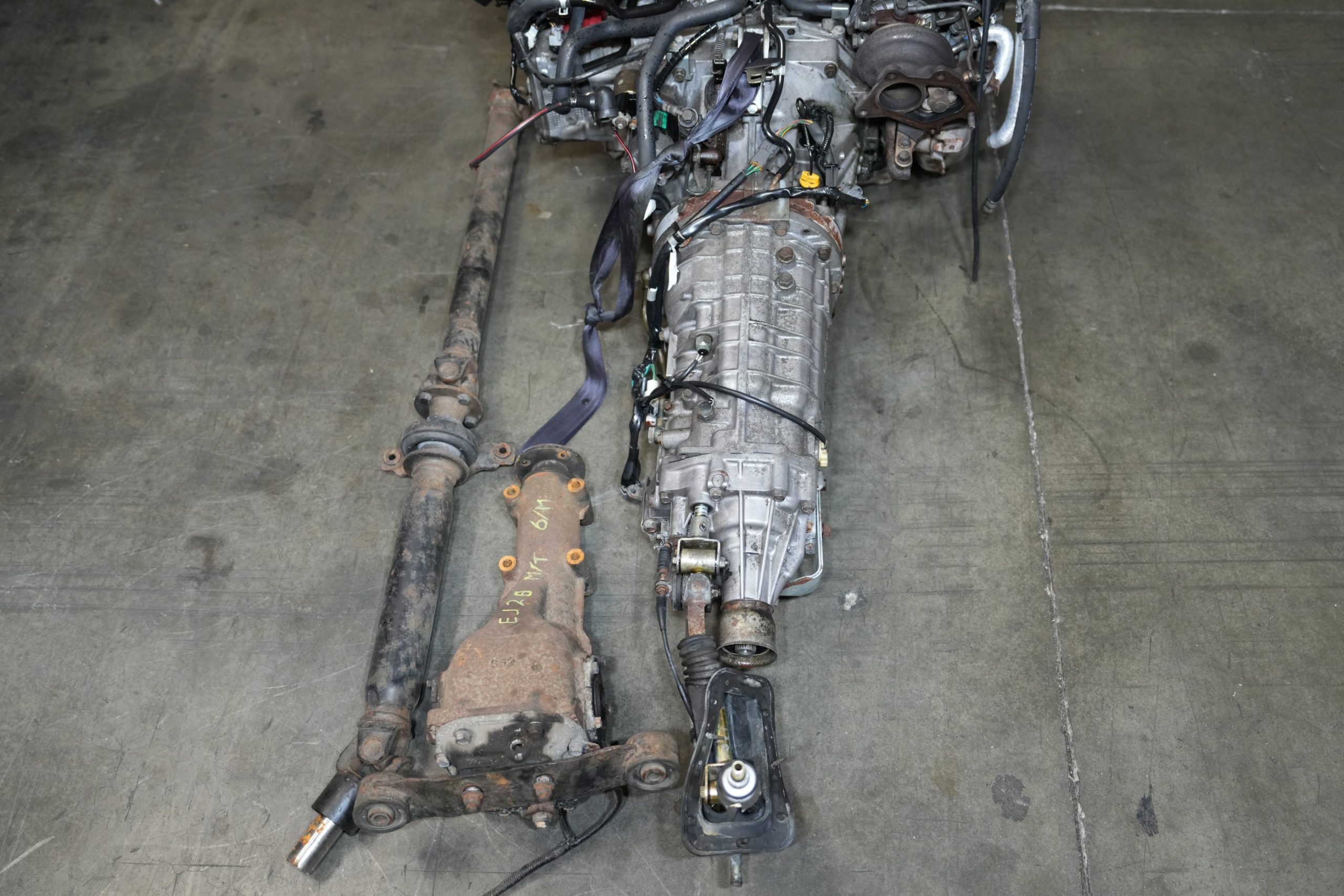 2004–2005 Subaru WRX STI EJ207 Version 8 2.0L Turbo Engine with 6-Speed Manual — product photo 15
